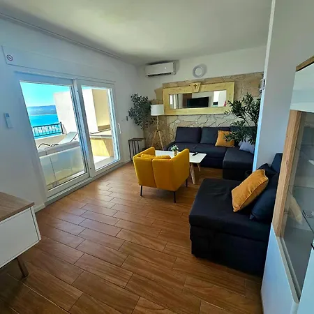 Paradise Luxury - - Omis Lägenhet *